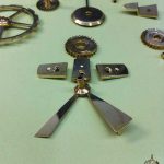 Puentes, palanca de liberaci&oacute;n de la soner&iacute;a y rochete